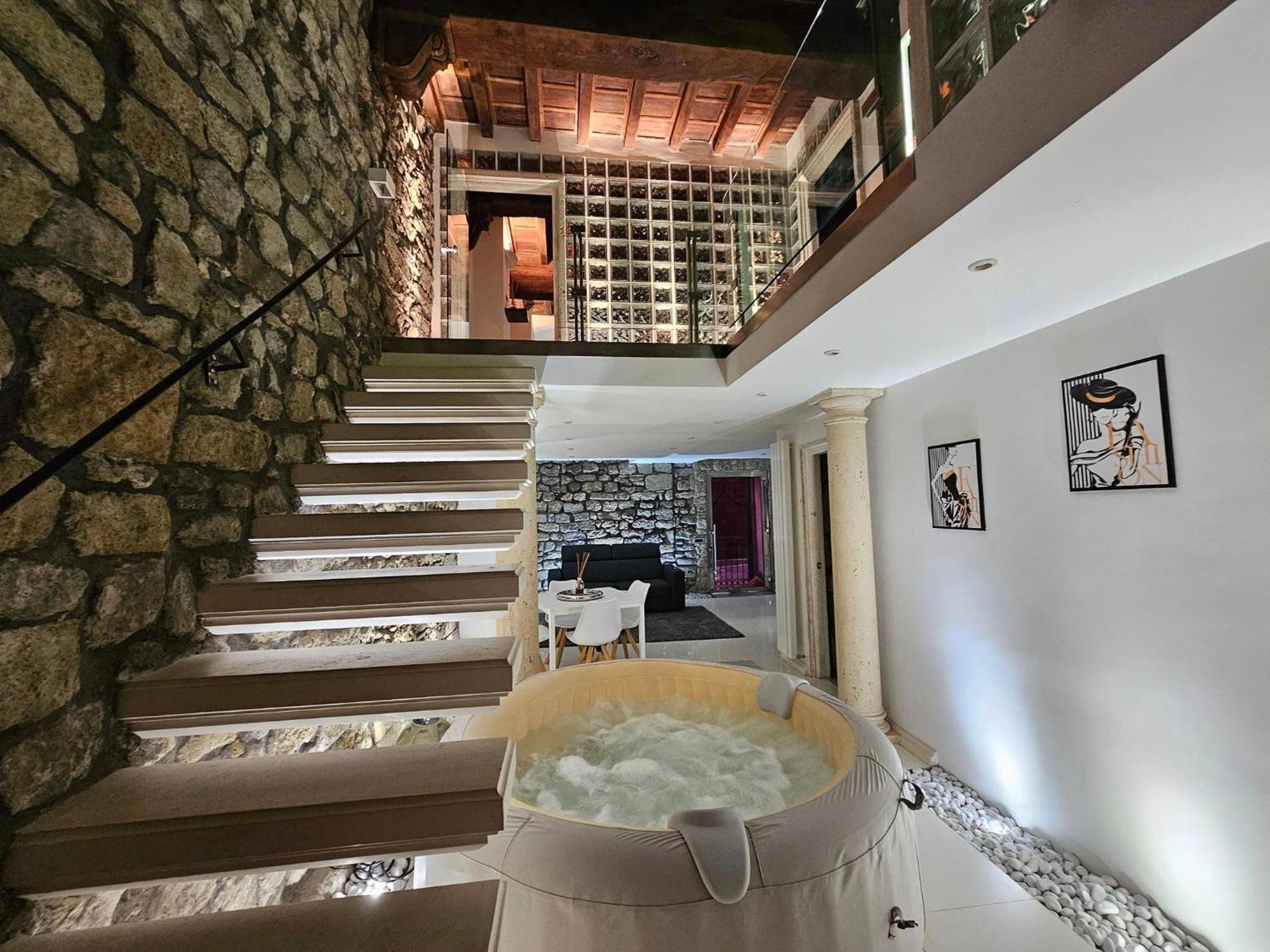 White Loft & Spa Витербо Экстерьер фото