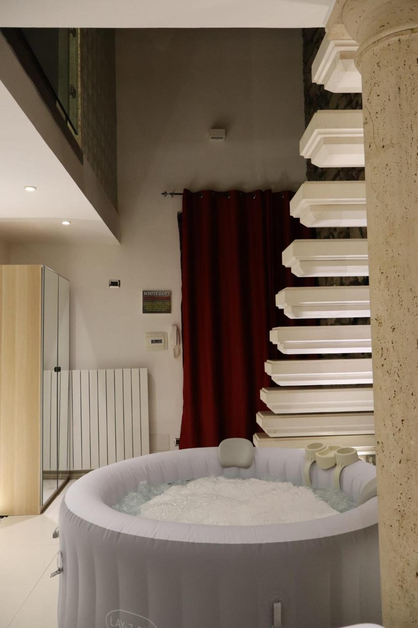 White Loft & Spa Витербо Экстерьер фото