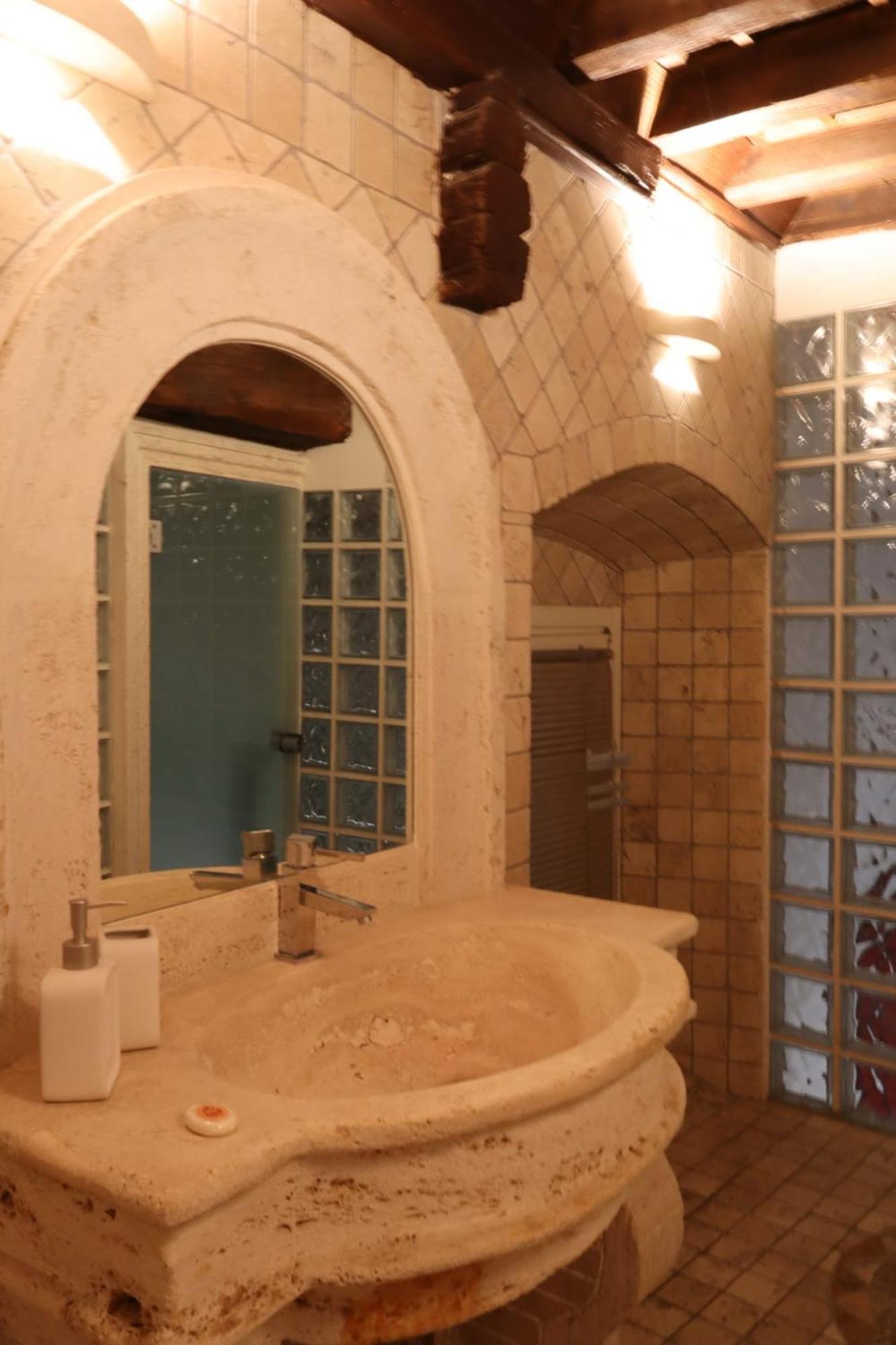 White Loft & Spa Витербо Экстерьер фото