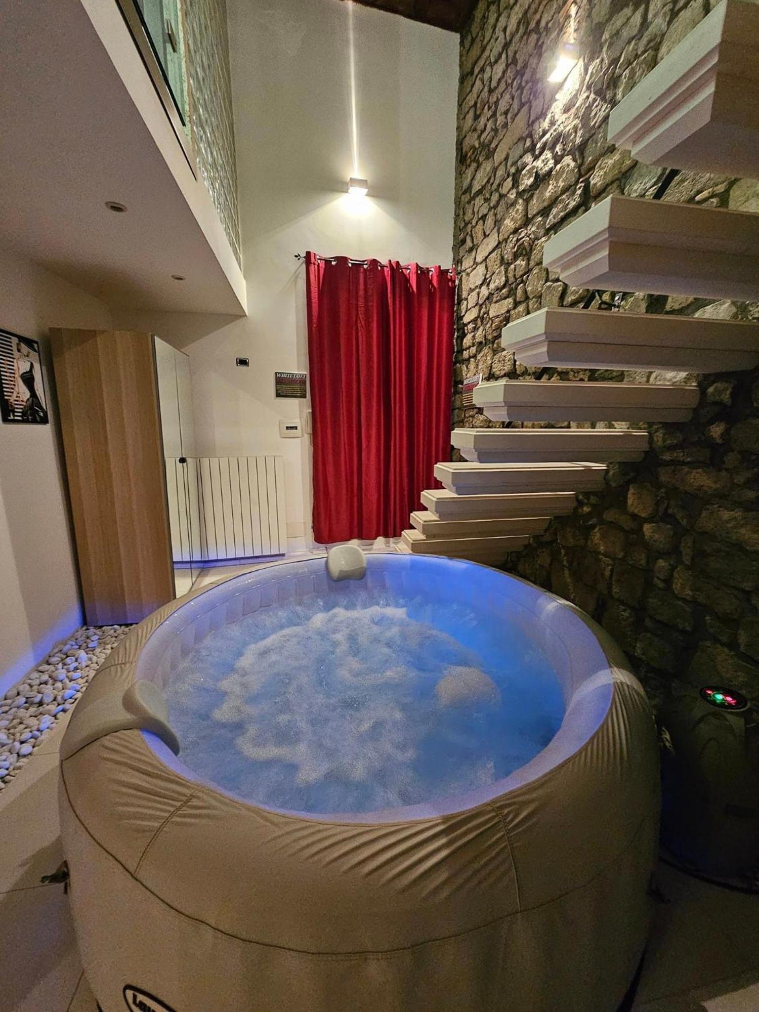 White Loft & Spa Витербо Экстерьер фото