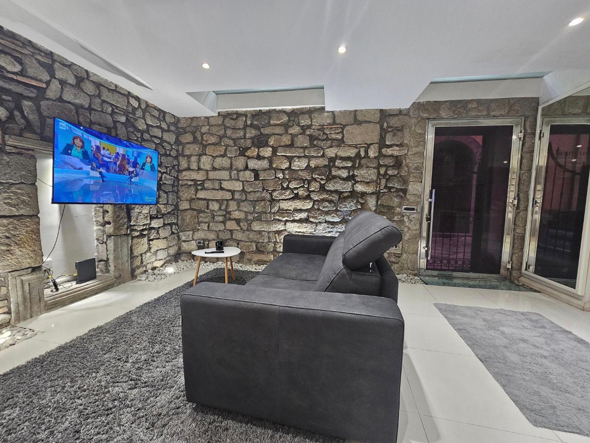 White Loft & Spa Витербо Экстерьер фото
